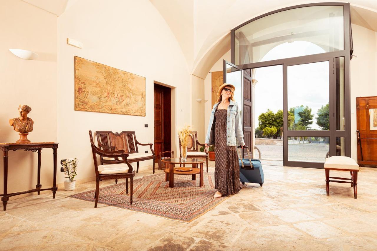 Tenuta Giardini Nuovi 노볼리 외부 사진